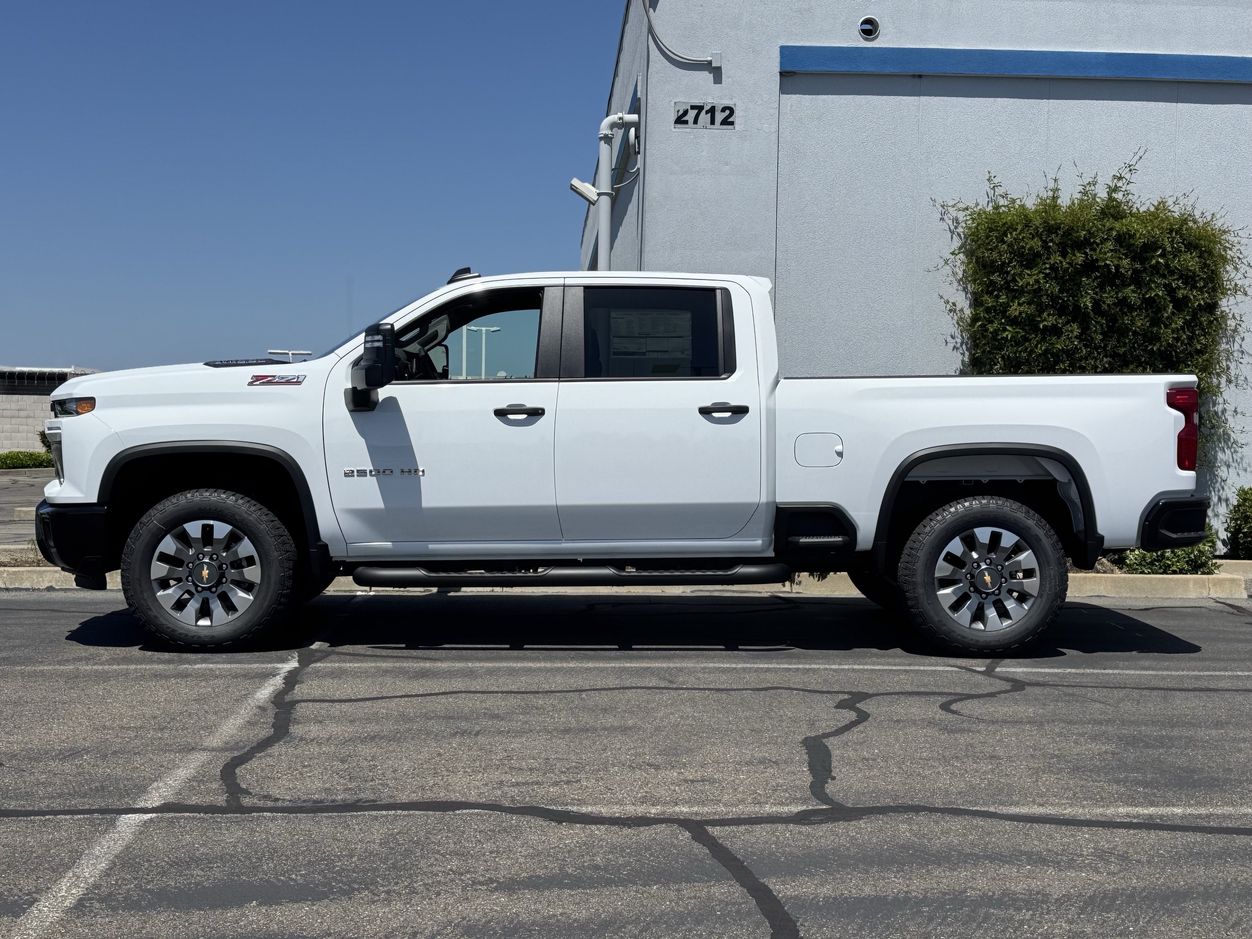 New 2026 Chevrolet Silverado 2500 Custom w/ Custom Value Package AWD/4WD image 4