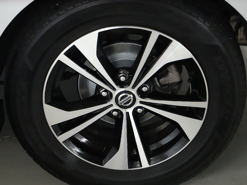 Certified 2022 Nissan Sentra SV w/ Trunk Package FWD image 39
