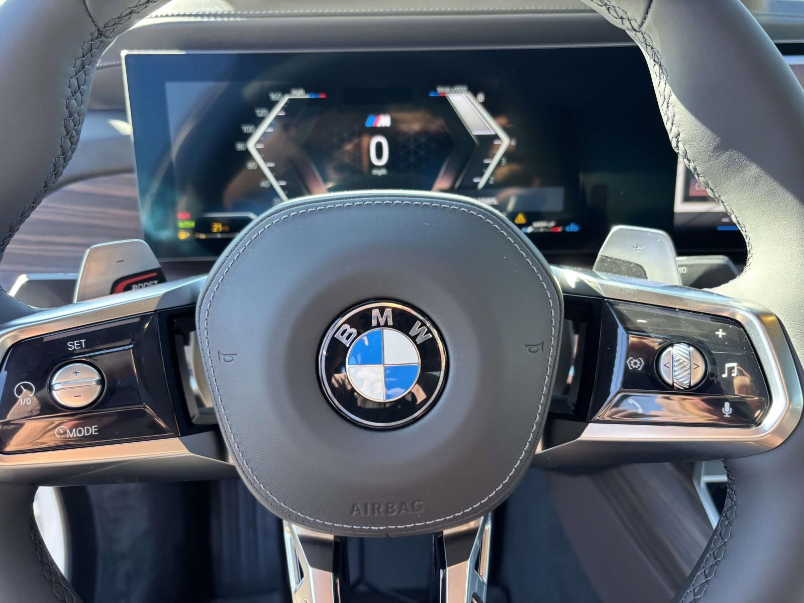 New 2026 BMW 760i xDrive AWD/4WD image 17