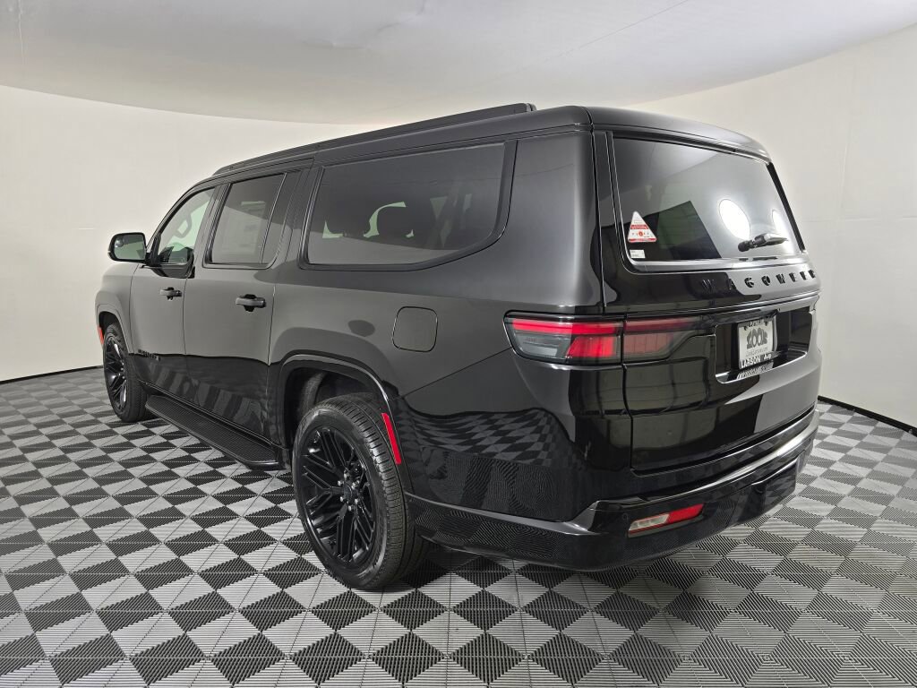 New 2025 Jeep Wagoneer L Series II w/ HD Trailer Tow Package w/25F image 6