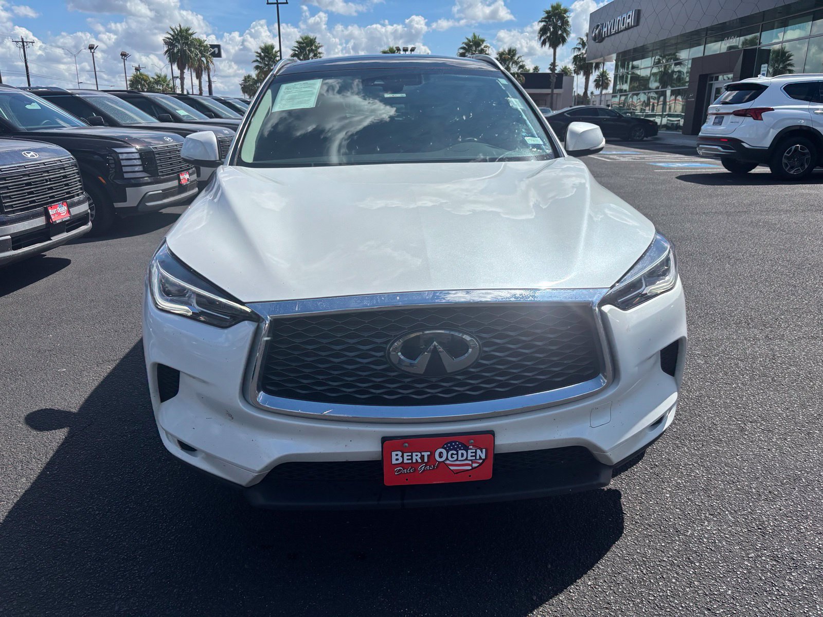 Used 2023 INFINITI QX50 Luxe AWD/4WD image 2