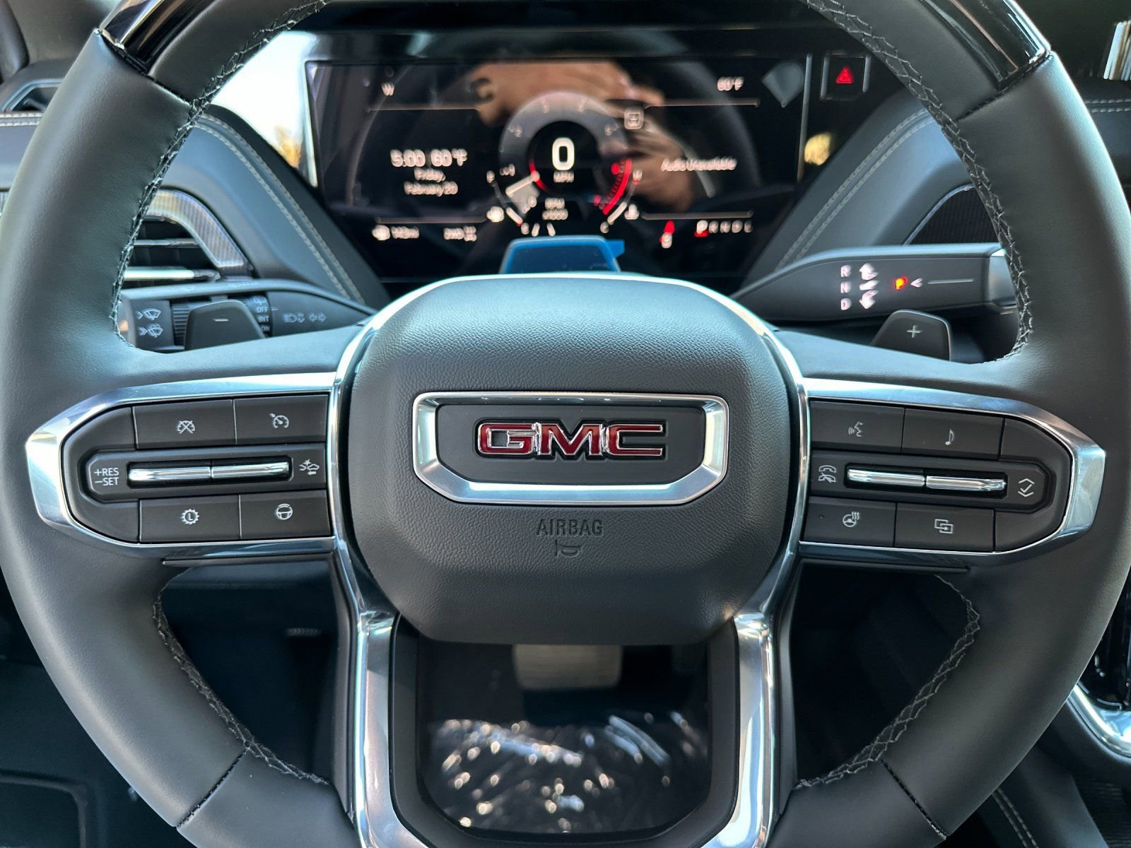 New 2026 GMC Yukon XL Elevation w/ Elevation Premium Package AWD/4WD image 25