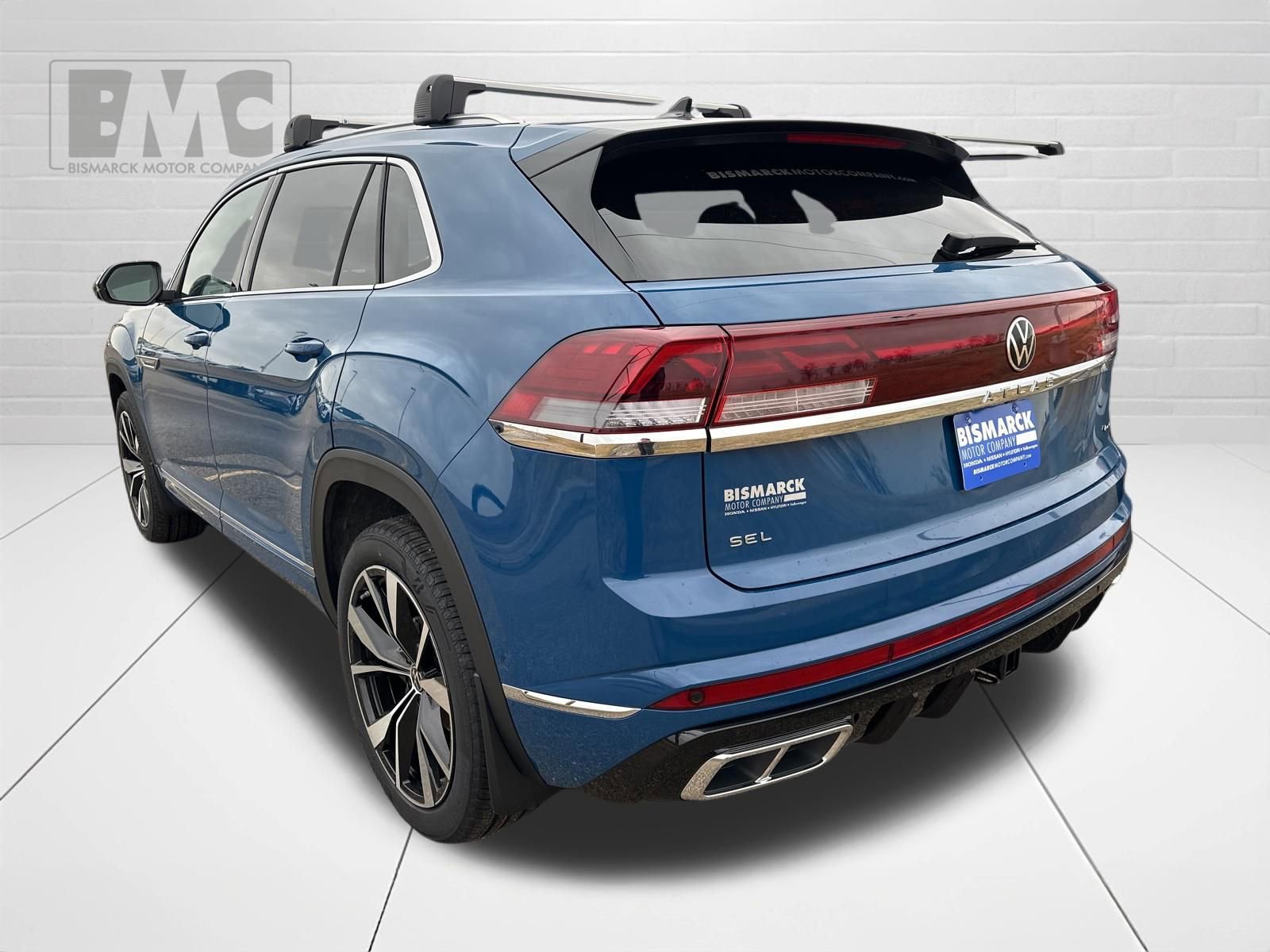 New 2026 Volkswagen Atlas Cross Sport SEL Premium R-Line image 4