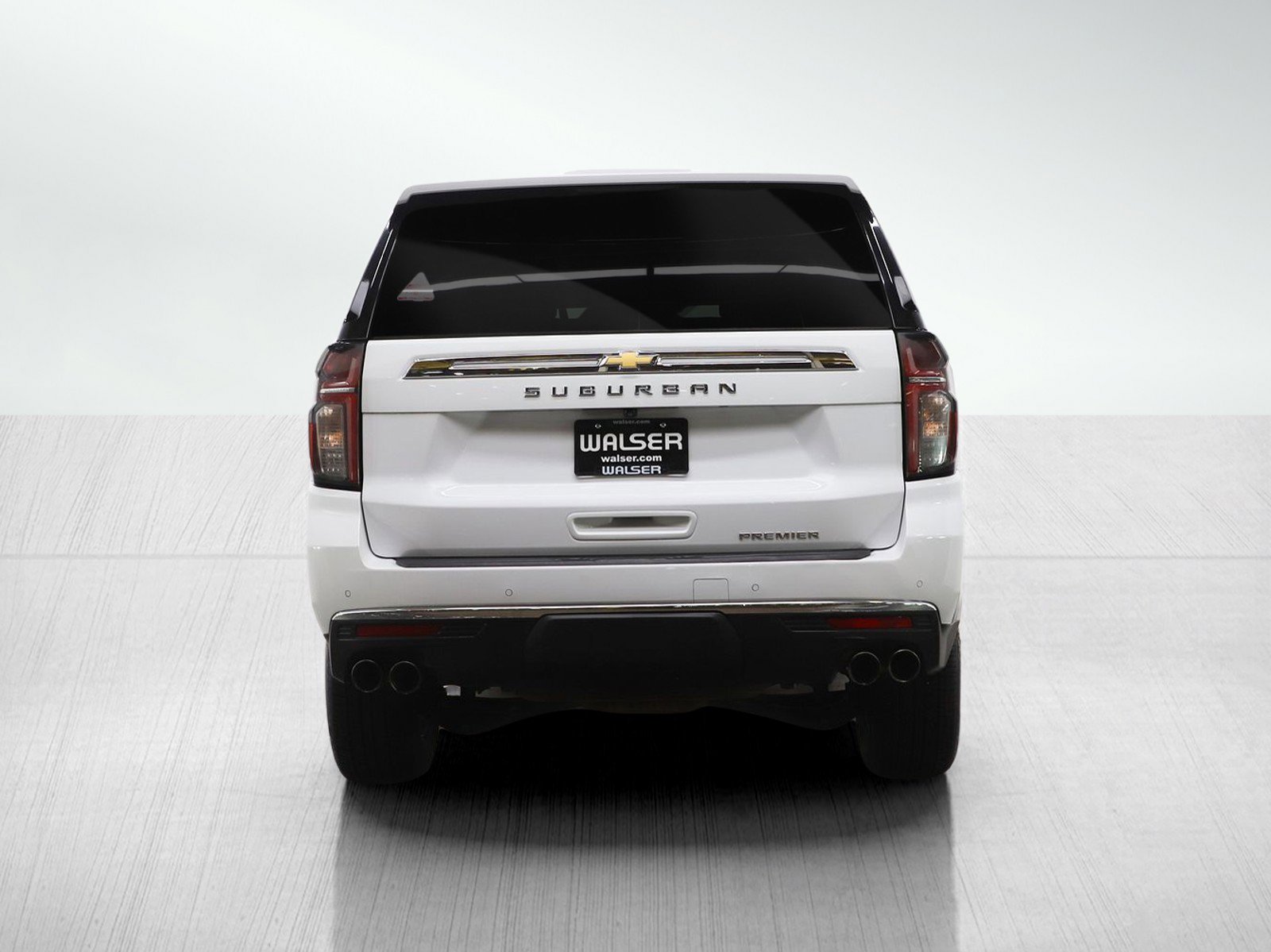 Used 2023 Chevrolet Suburban Premier AWD/4WD image 4