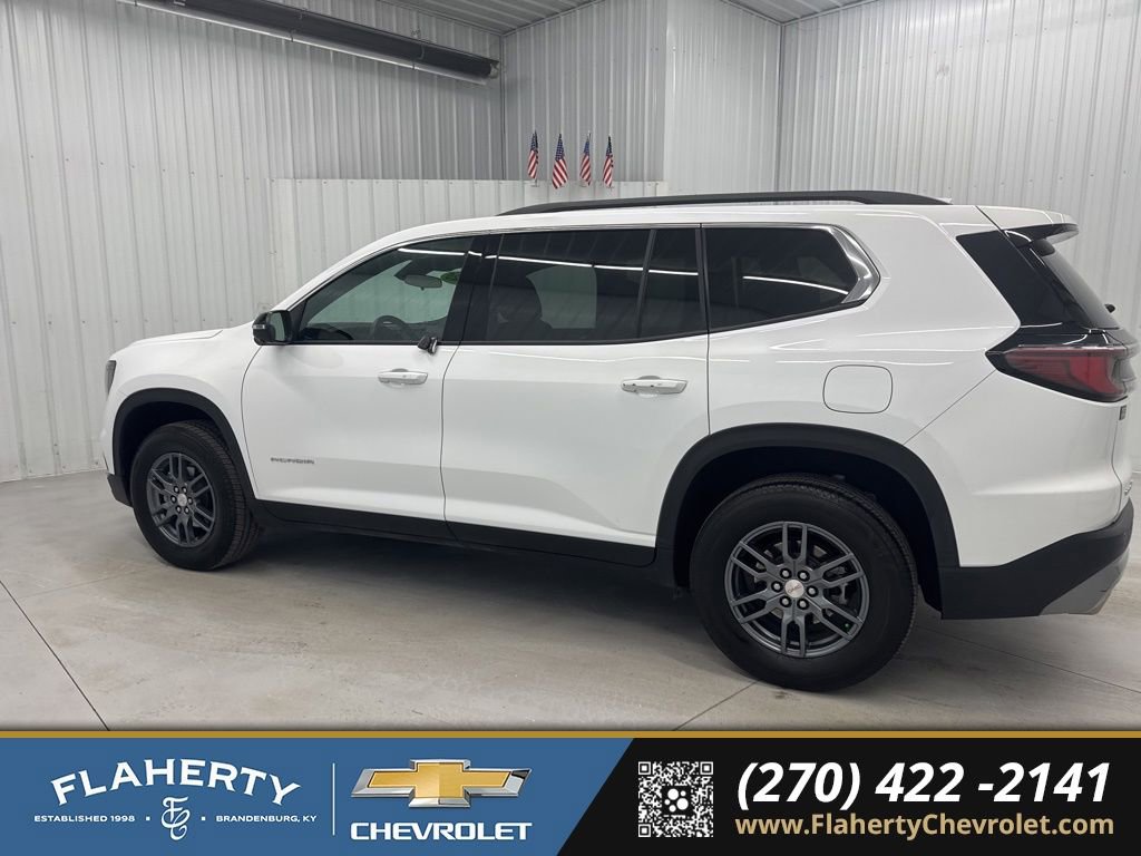 Used 2025 GMC Acadia Elevation image 6