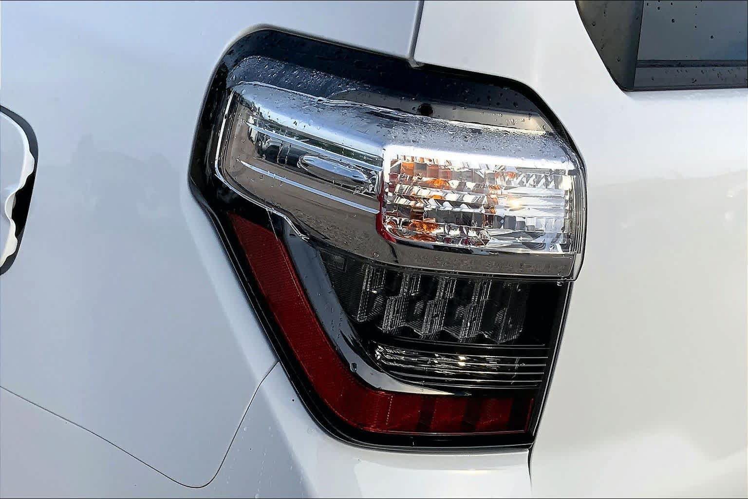 Used 2024 Toyota 4Runner TRD Sport AWD/4WD image 28