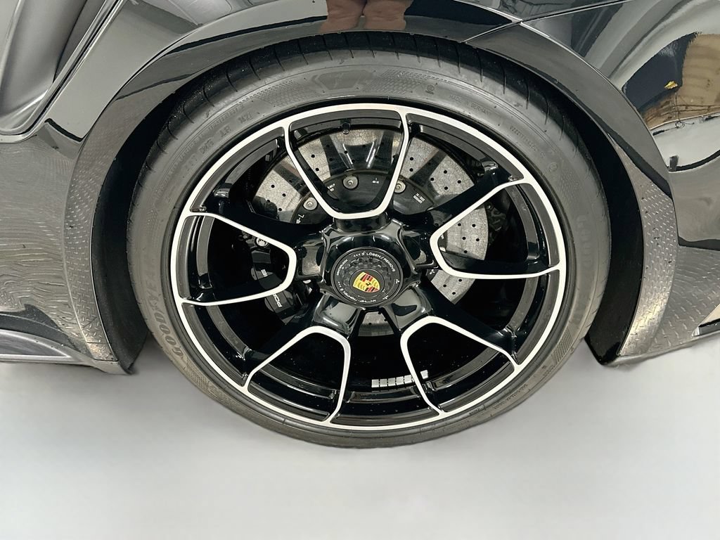 Certified 2023 Porsche 911 Turbo AWD/4WD image 33