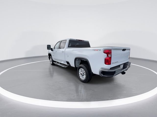 Used 2025 Chevrolet Silverado 2500 LT w/ Convenience Package image 6