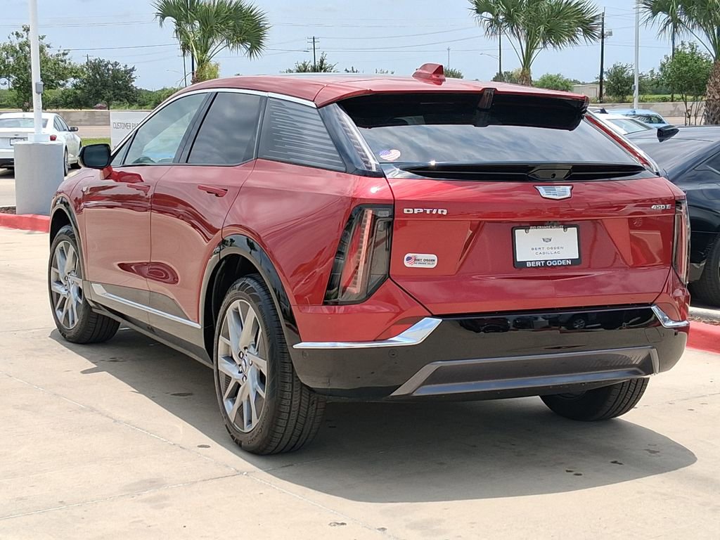 New 2026 Cadillac Optiq Luxury 1 RWD image 4