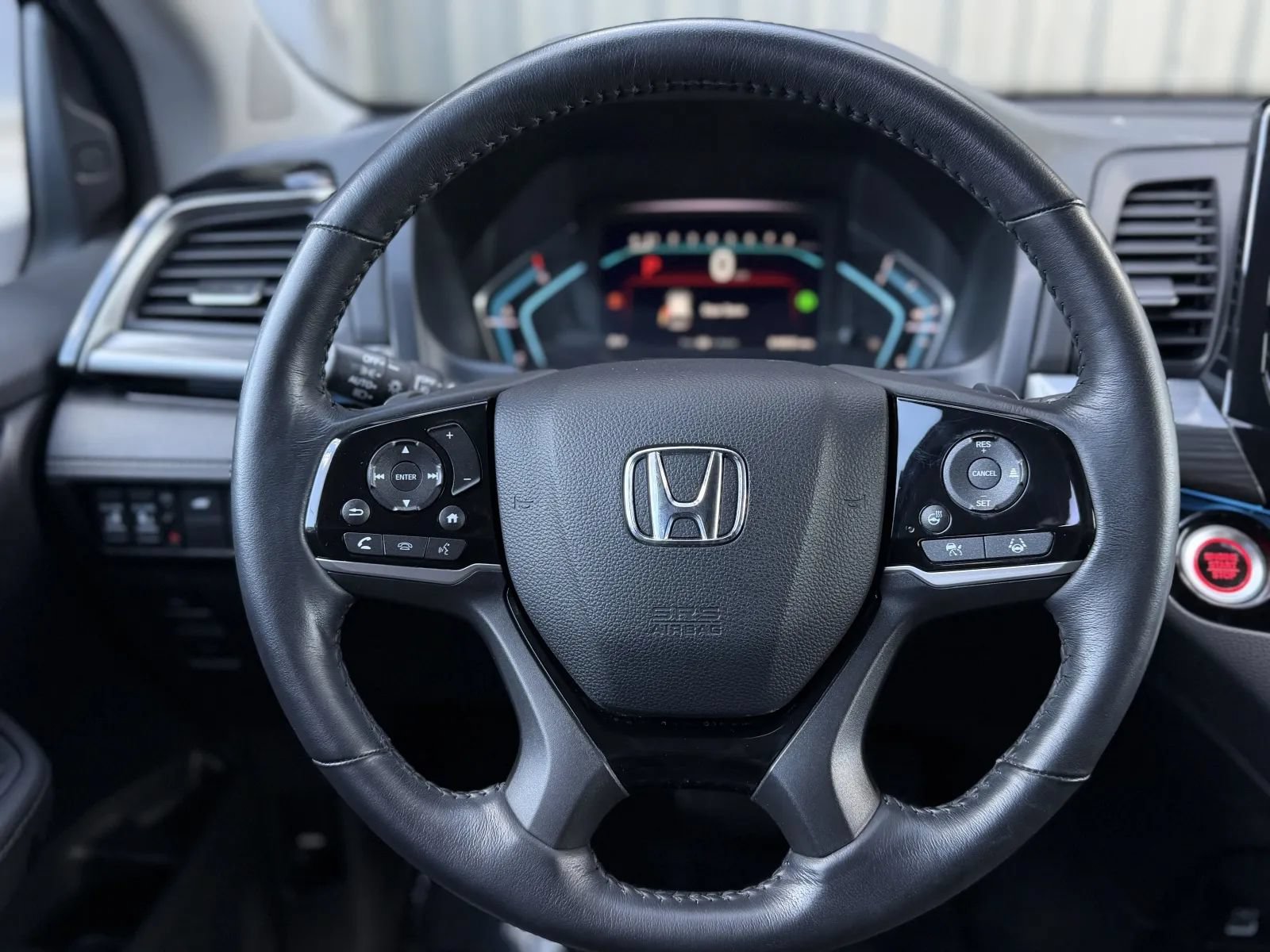 Used 2024 Honda Odyssey Elite image 24
