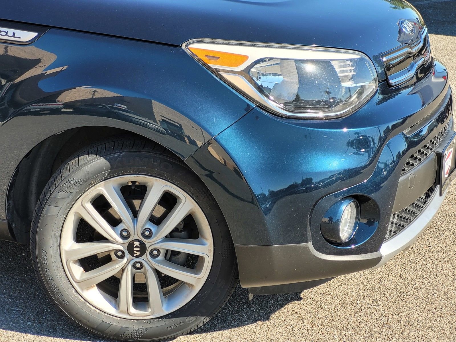 Used 2018 Kia Soul + image 16