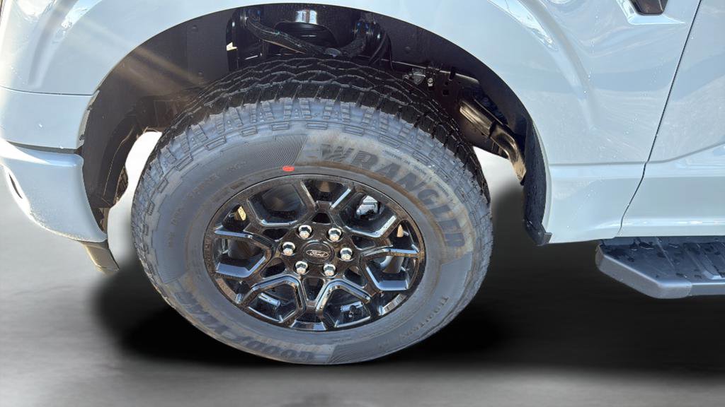 New 2026 Ford F150 XLT w/ Equipment Group 302A MID image 38