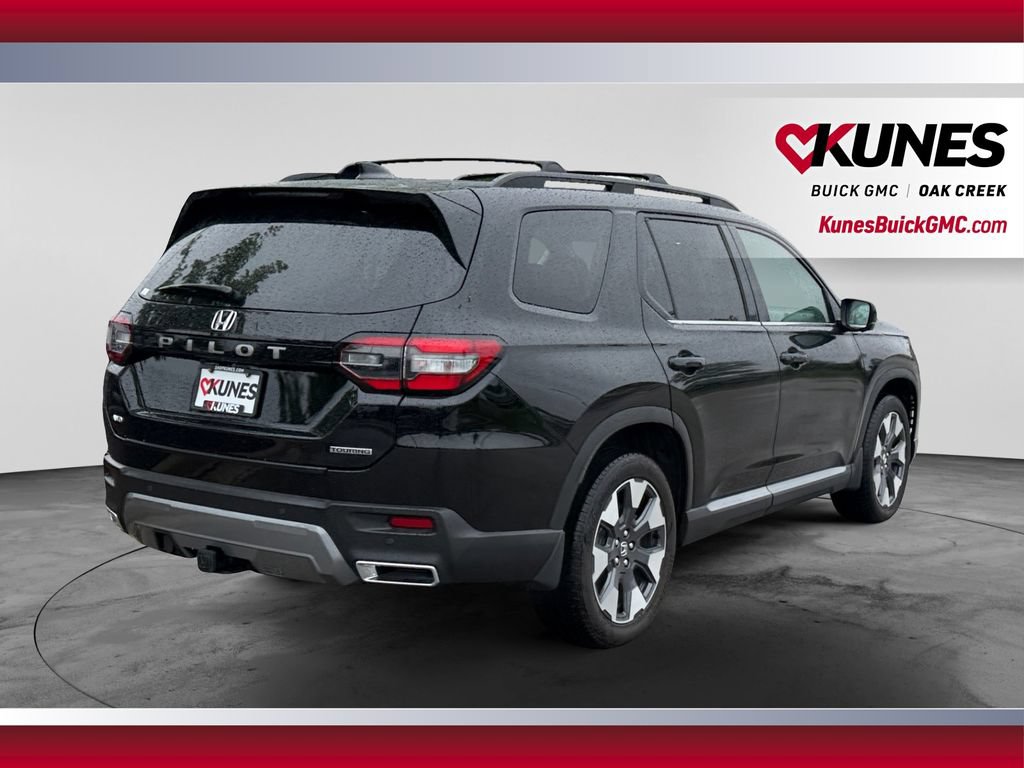 Used 2026 Honda Pilot Touring image 10