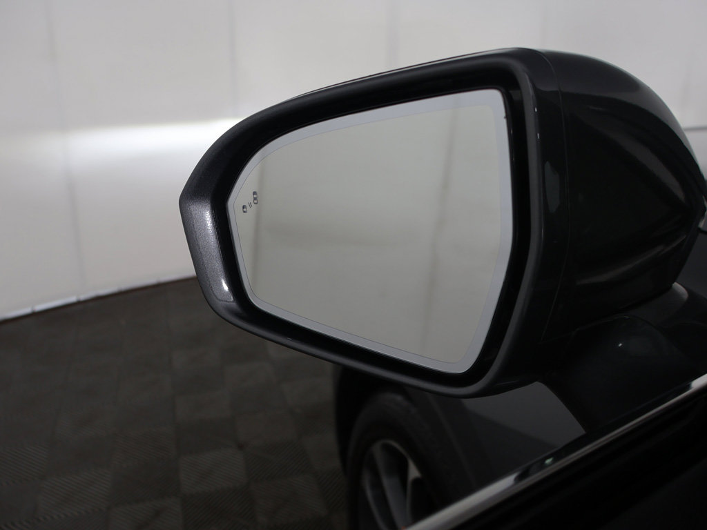 Used 2023 Lincoln Nautilus Reserve AWD/4WD image 39