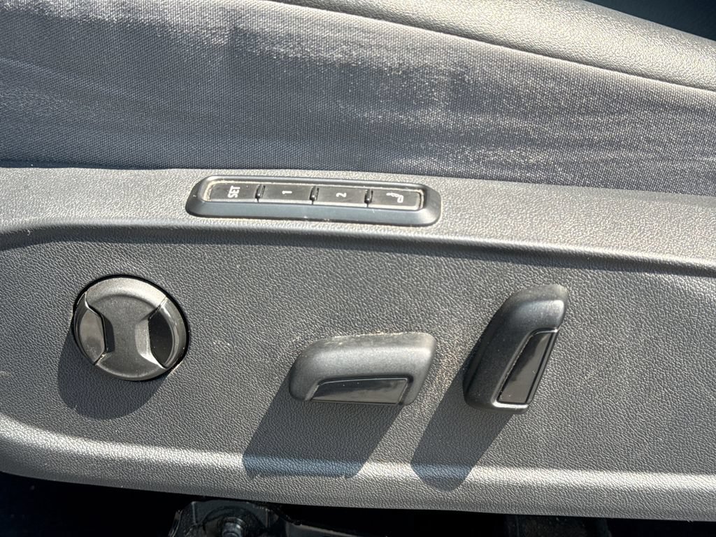 Used 2023 Volkswagen ID.4 S RWD image 14