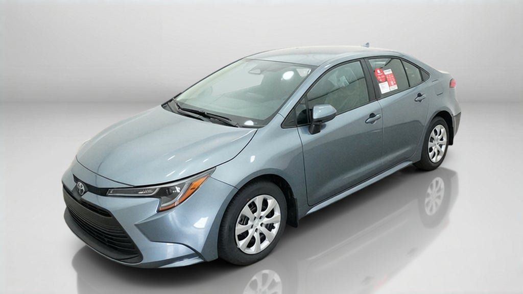 New 2027 Toyota Corolla LE FWD image 1