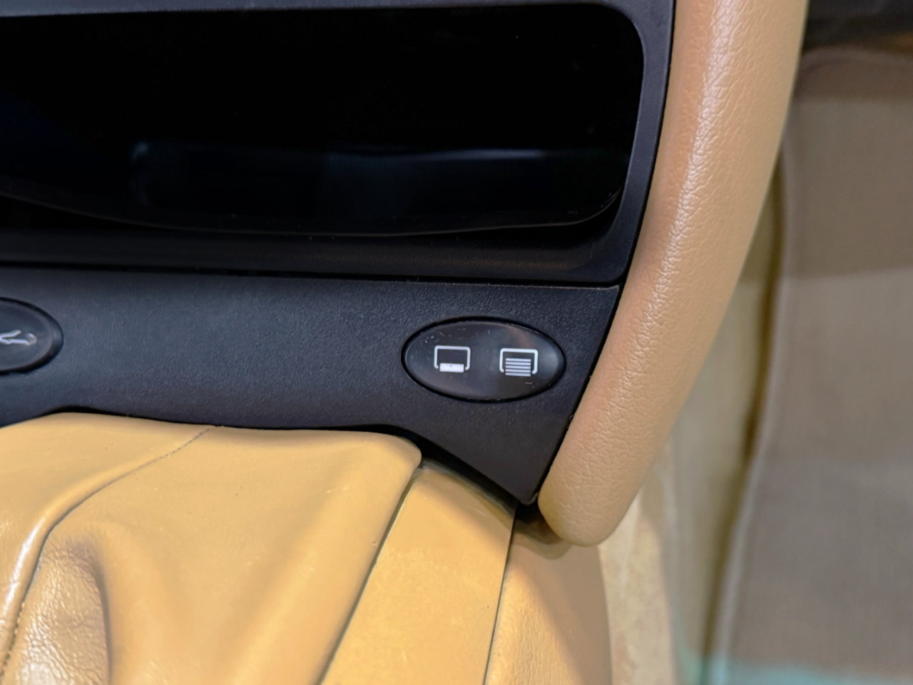 Used 2003 Porsche 911 Targa image 24