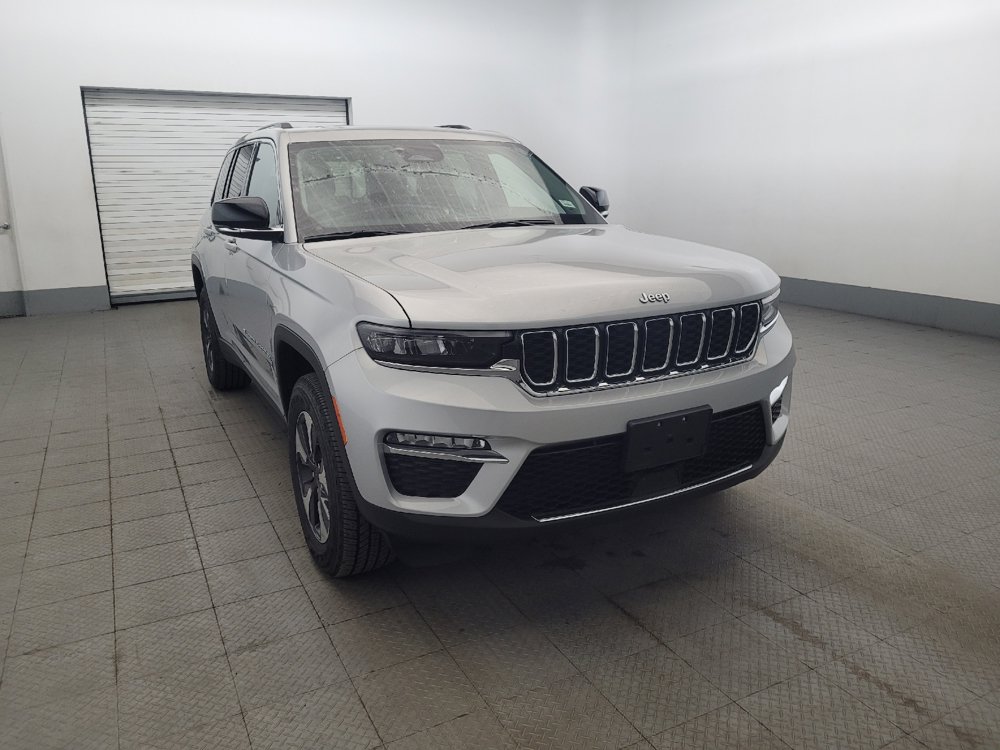 Used 2023 Jeep Grand Cherokee 4WD 4xe image 14