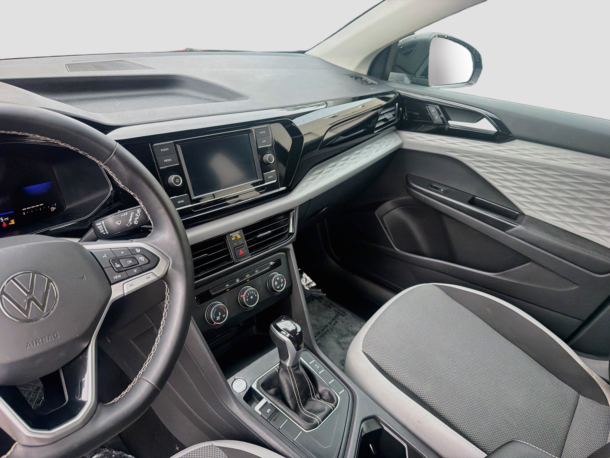 Used 2022 Volkswagen Taos S FWD image 21
