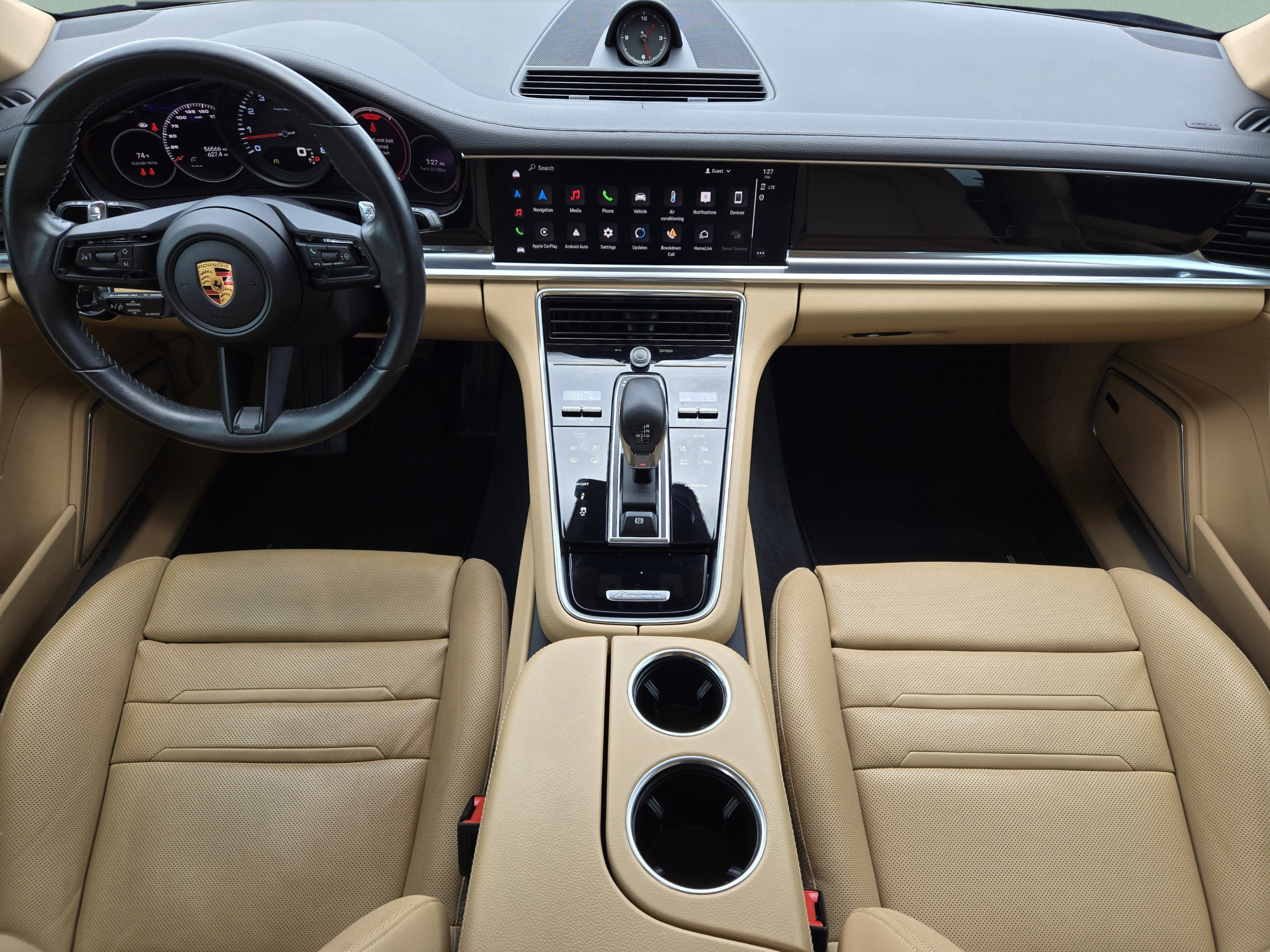 Used 2022 Porsche Panamera image 25