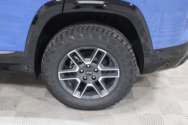 New 2026 GMC Terrain AT4 w/ Convenience Package III image 40
