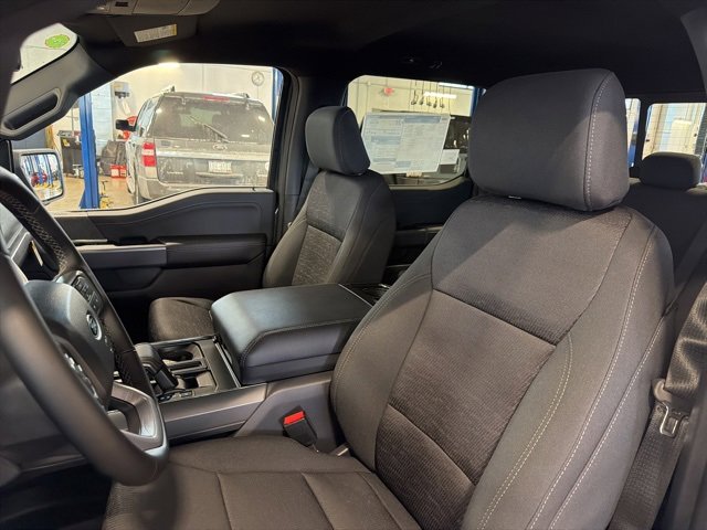 New 2025 Ford F150 XLT w/ Equipment Group 302A MID image 18