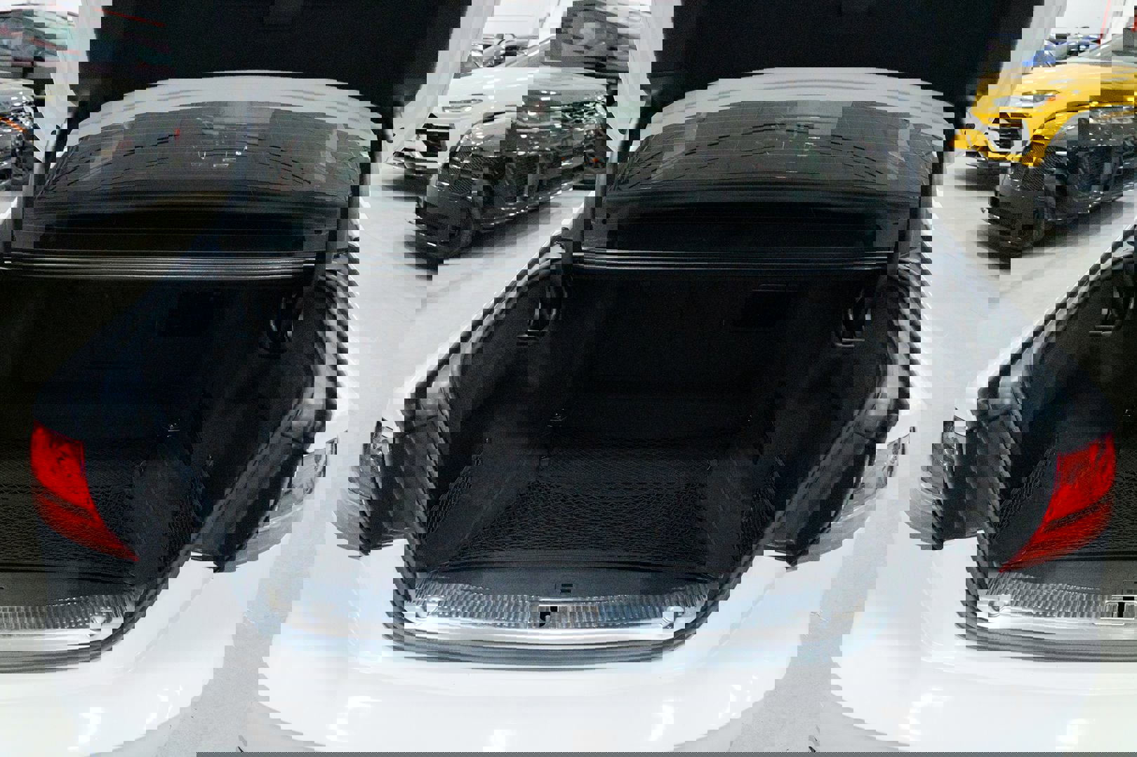 Used 2015 Audi A8 L TDI w/ Premium Package image 22