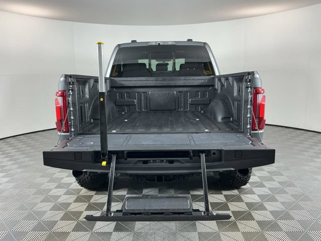 Used 2024 Ford F150 Raptor w/ Equipment Group 803A Raptor R AWD/4WD image 8