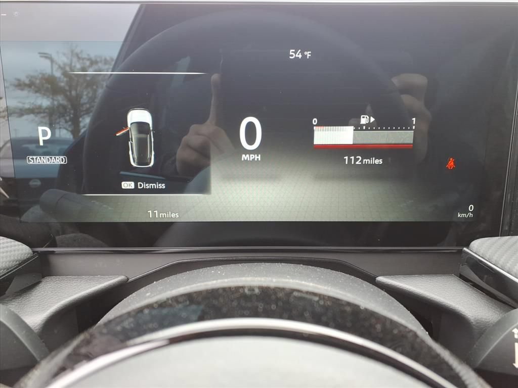 New 2025 Nissan Kicks SR AWD/4WD image 9