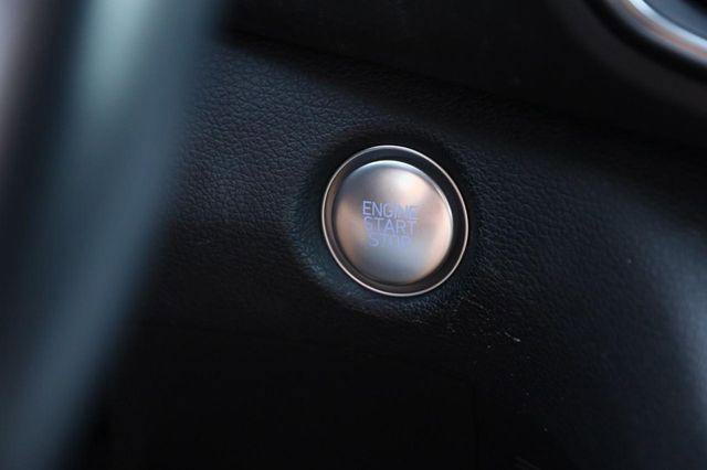 Used 2023 Hyundai Santa Fe SEL image 15