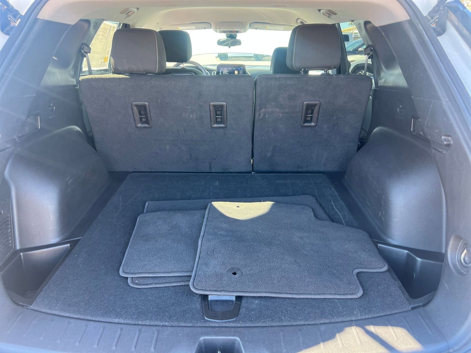 Used 2025 Chevrolet Blazer LT image 31