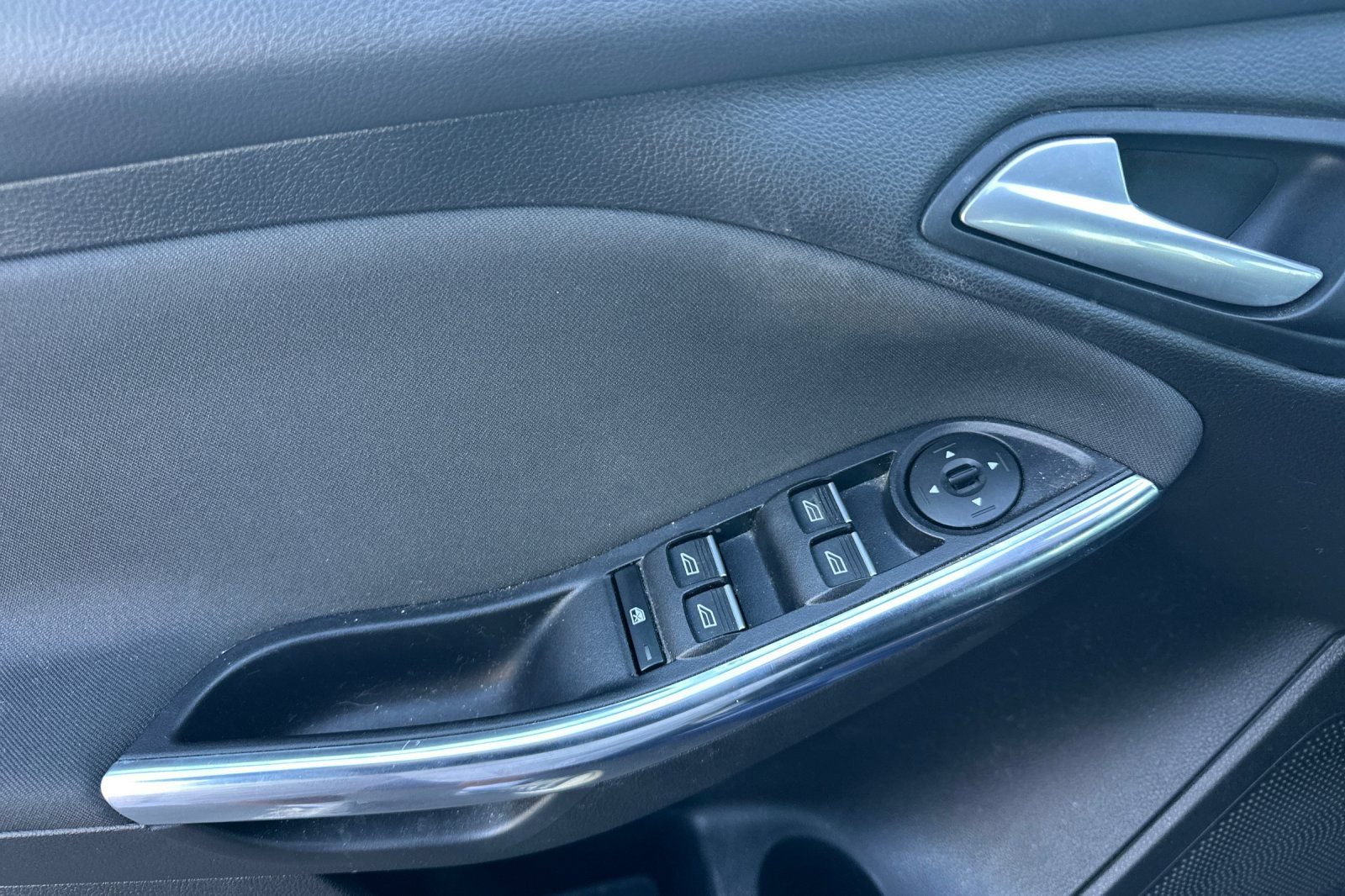 Used 2016 Ford Focus ST FWD image 10