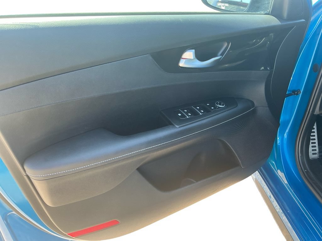 Used 2023 Kia Forte GT-Line w/ GT-Line Technology Package FWD image 22