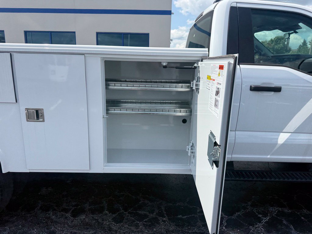 New 2026 Ford F550 4x4 Regular Cab Super Duty w/ Snow Plow Prep Package image 49