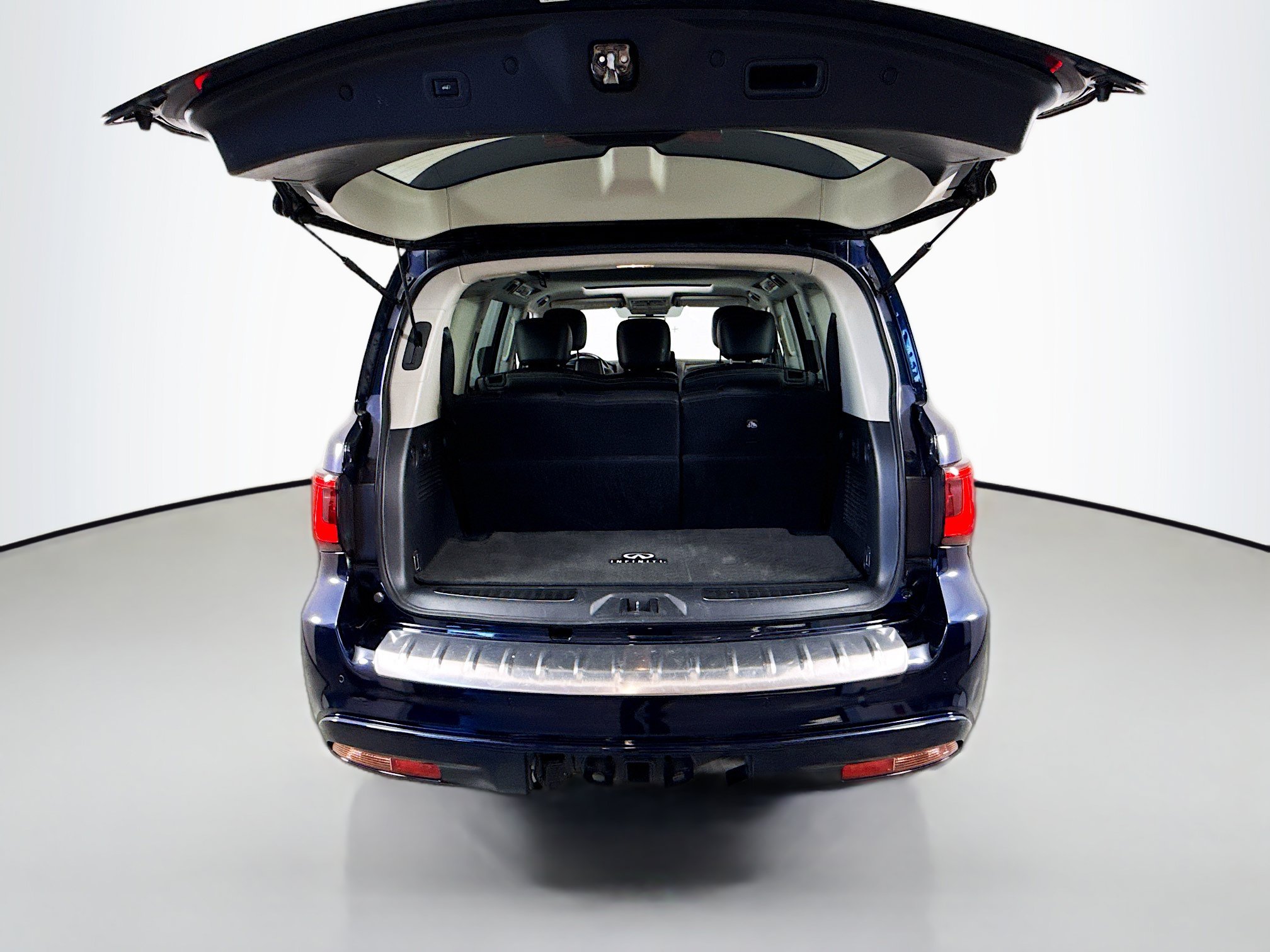 Used 2024 INFINITI QX80 Premium Select w/ Cargo Package AWD/4WD image 25