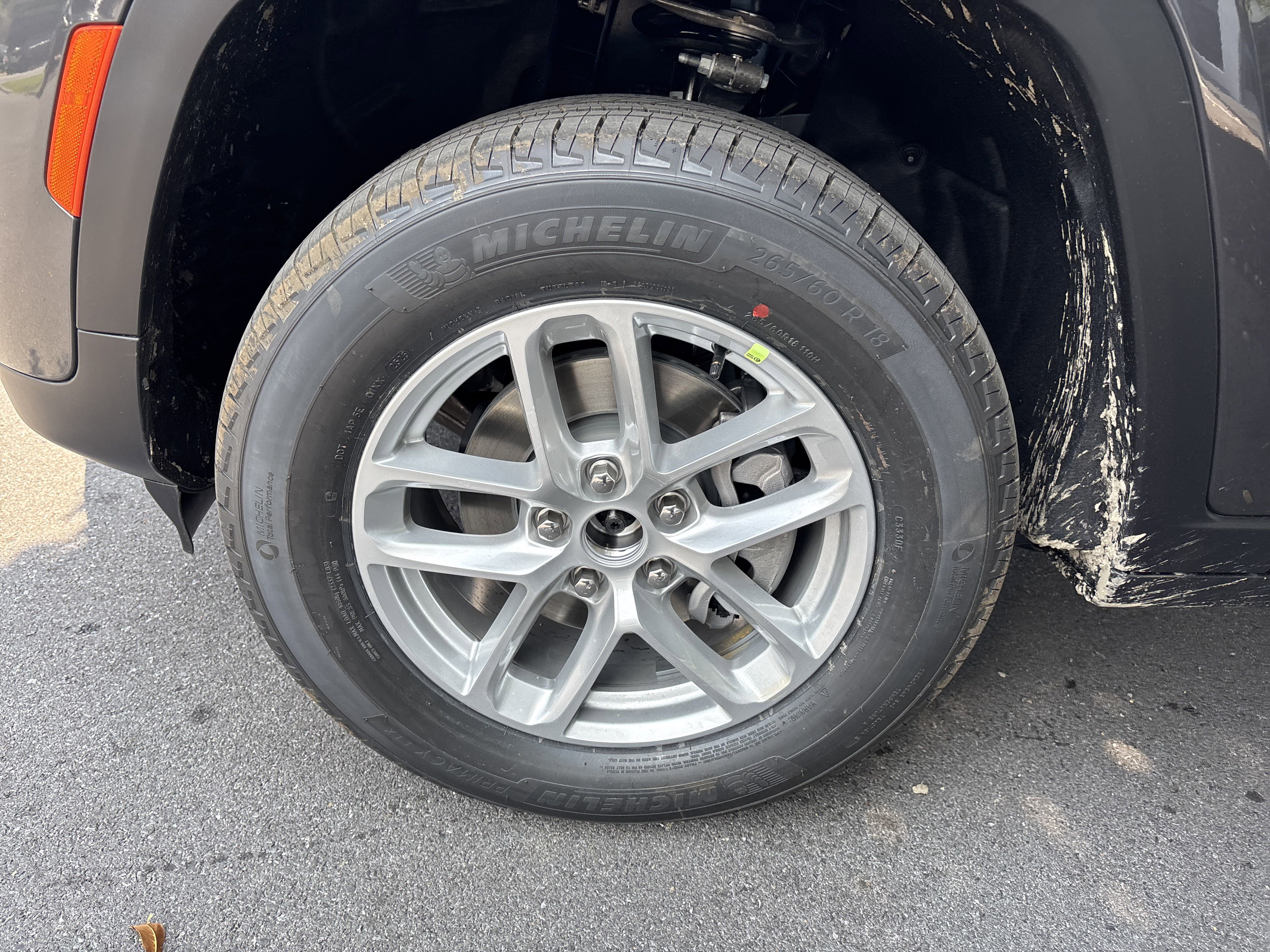 New 2025 Jeep Grand Cherokee Laredo X w/ Luxury Tech Group I image 11