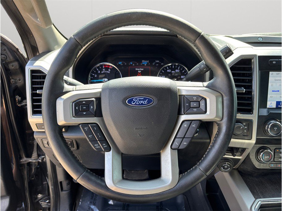 Used 2020 Ford F350 Lariat w/ Lariat Ultimate Package AWD/4WD image 27