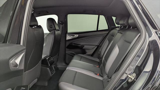 Used 2023 Volkswagen ID.4 Pro S image 17