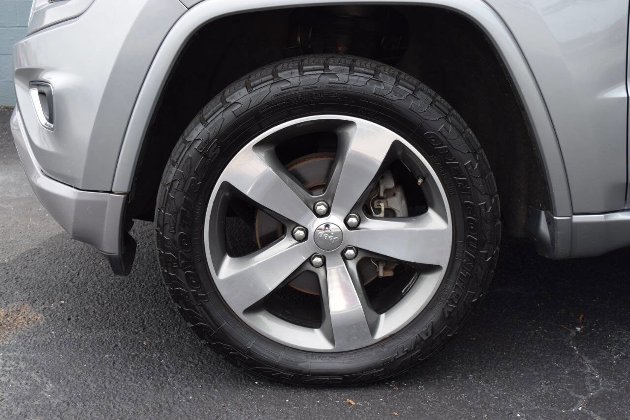 Used 2015 Jeep Grand Cherokee Overland image 18