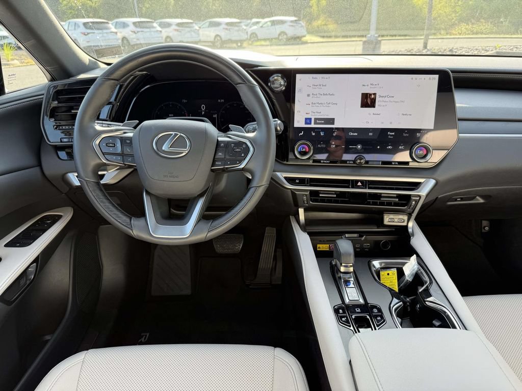 Used 2025 Lexus RX 350 Premium w/ Convenience Package AWD/4WD image 8