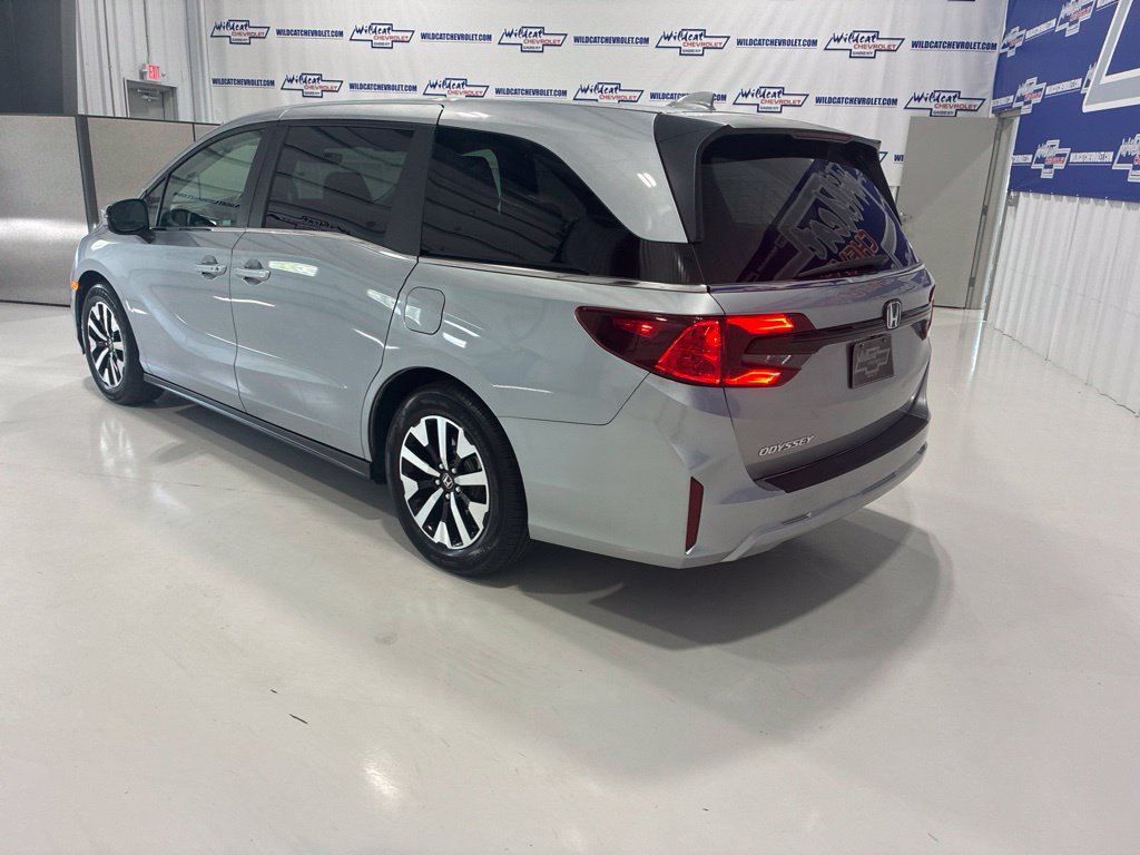 Used 2025 Honda Odyssey EX-L image 4