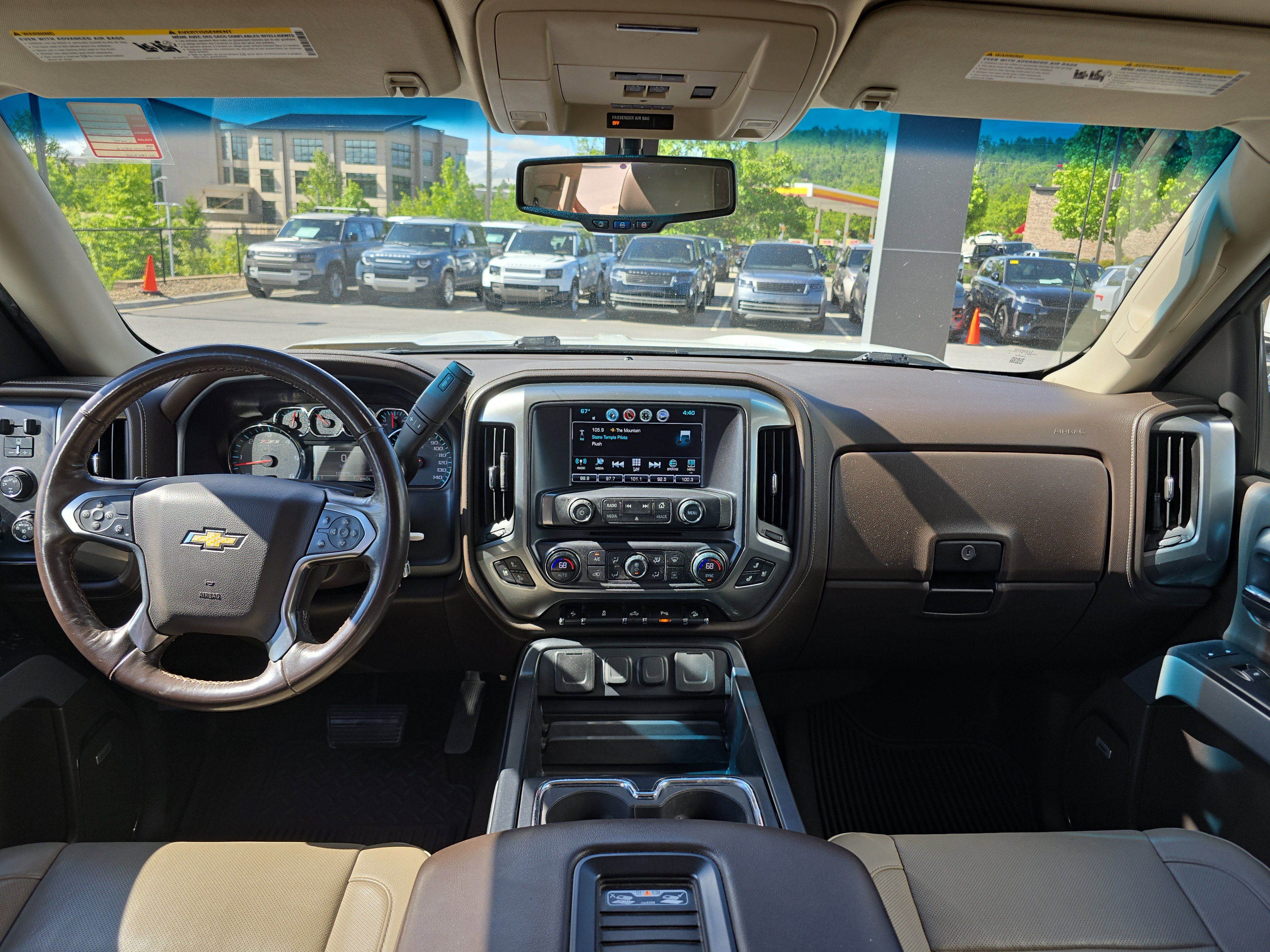 Used 2018 Chevrolet Silverado 1500 LTZ Z71 w/ LTZ Plus Package AWD/4WD image 17