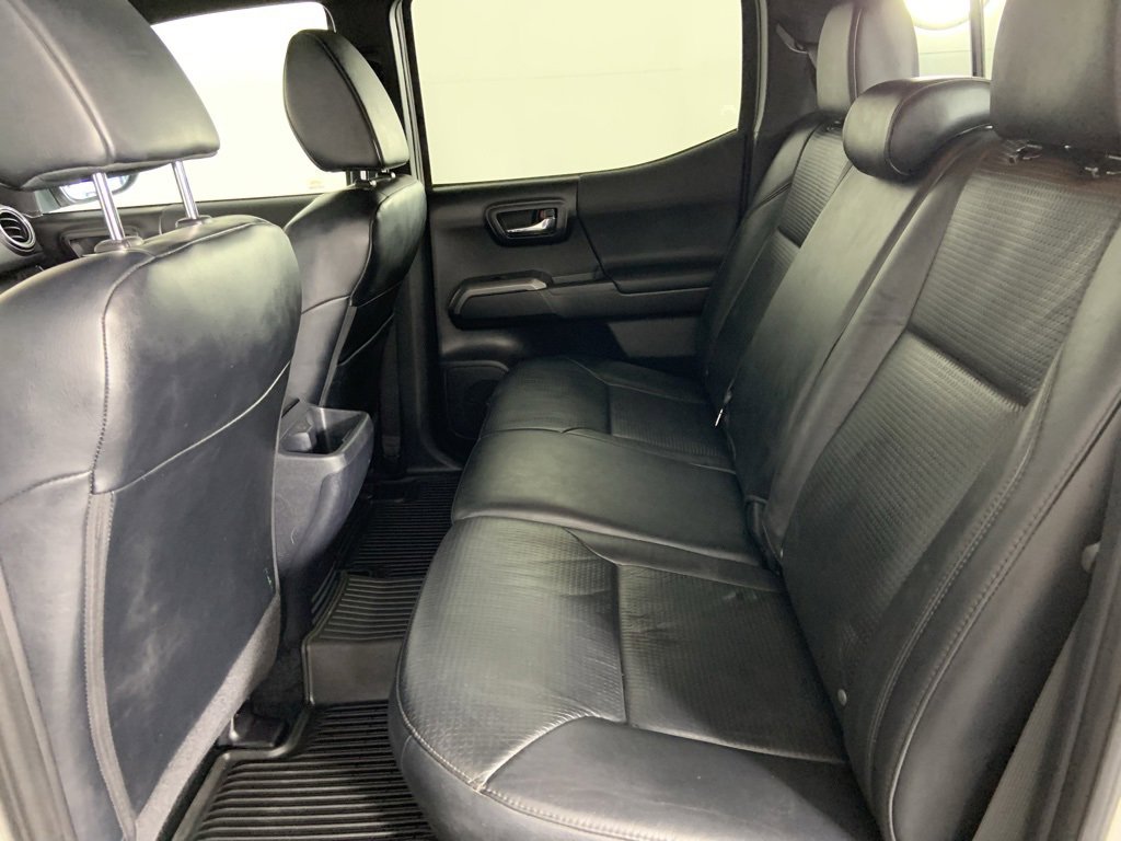 Used 2020 Toyota Tacoma TRD Off-Road image 21