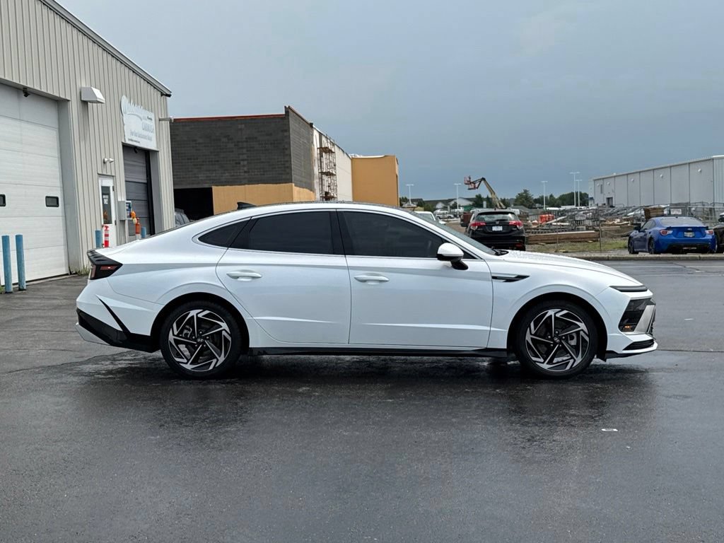 Used 2025 Hyundai Sonata SEL FWD image 5