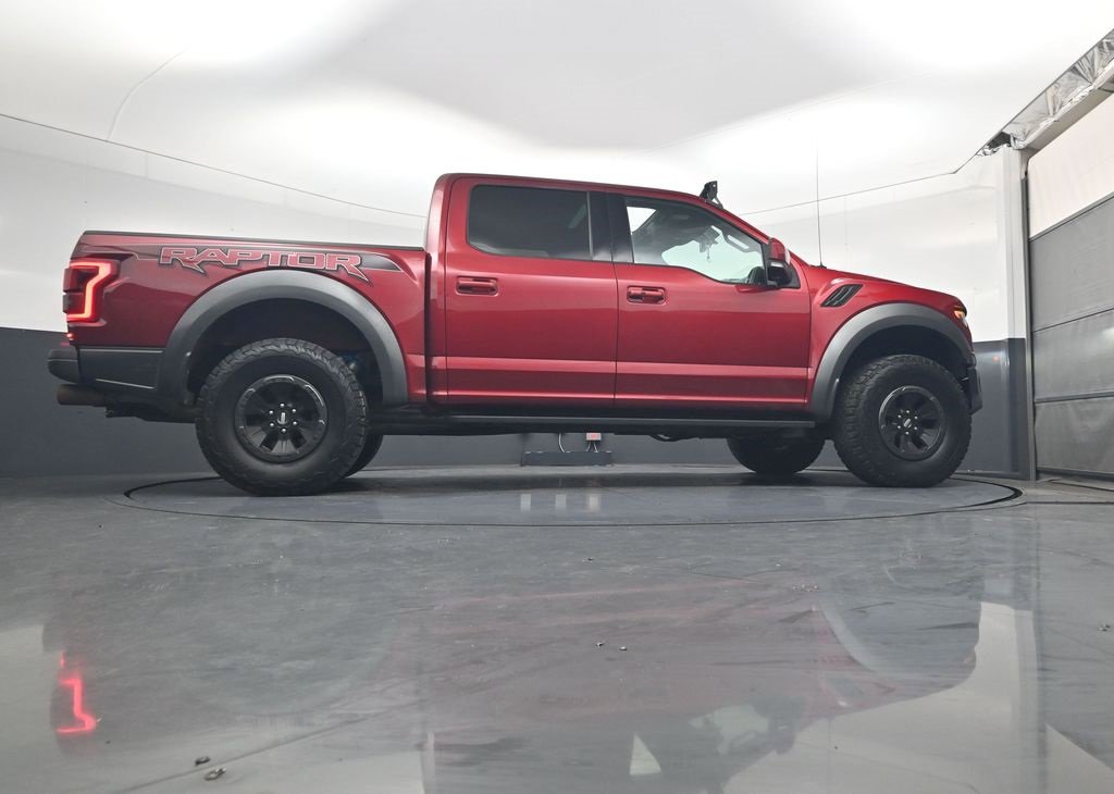 Used 2017 Ford F150 Raptor w/ Equipment Group 802A Luxury image 26