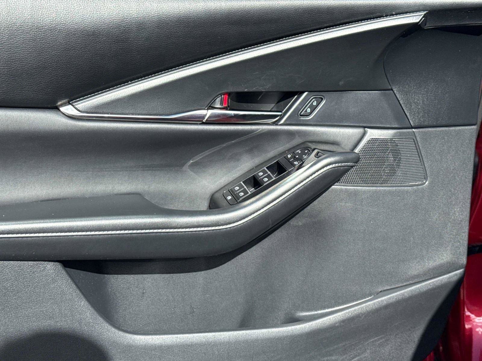 Certified 2025 MAZDA CX-30 AWD 2.5 S w/ Preferred Package image 16