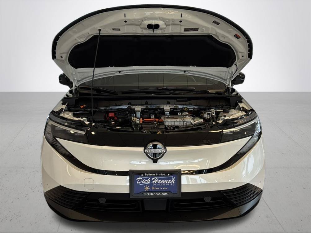 New 2026 Nissan Leaf SV+ w/ Floor Mat Package (SV+) FWD image 4