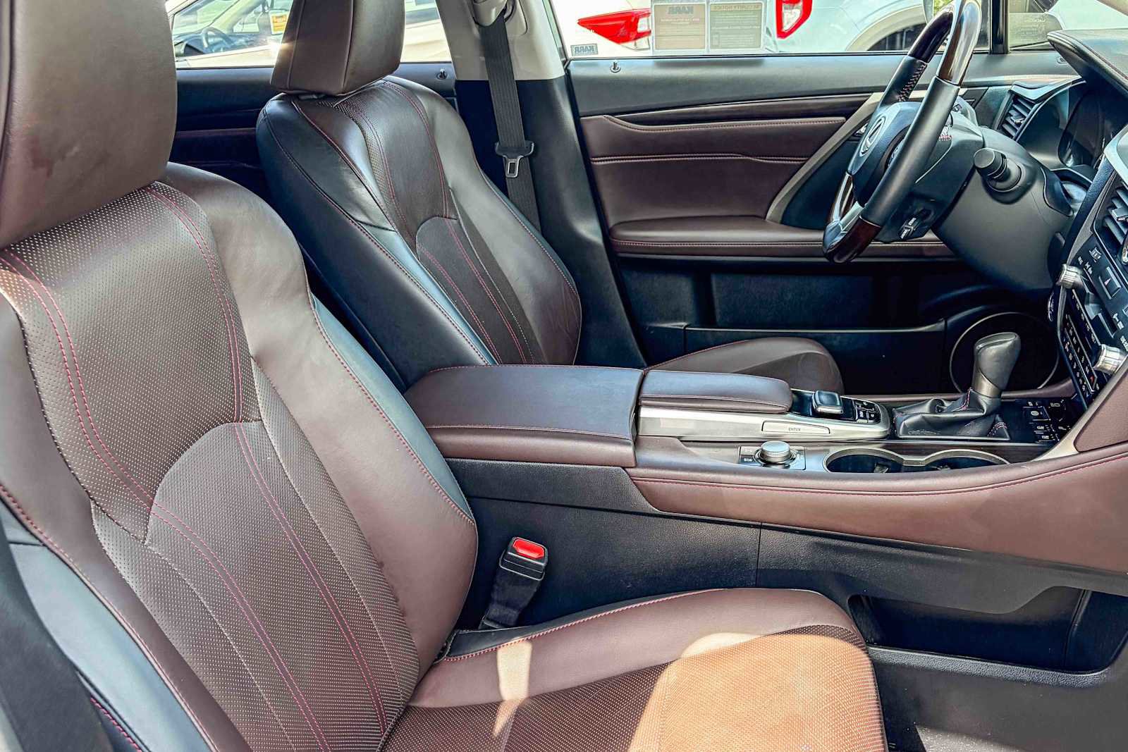 Used 2019 Lexus RX 350L AWD image 16