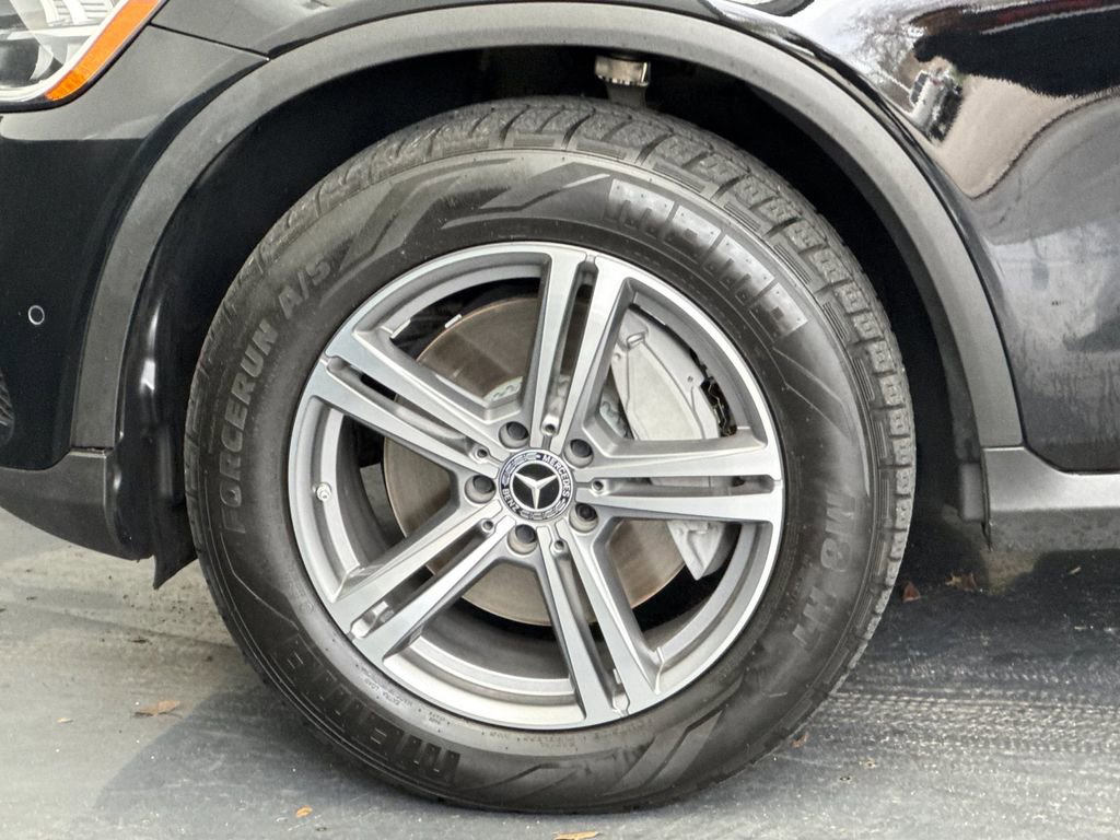 Used 2021 Mercedes-Benz GLC 300 image 24