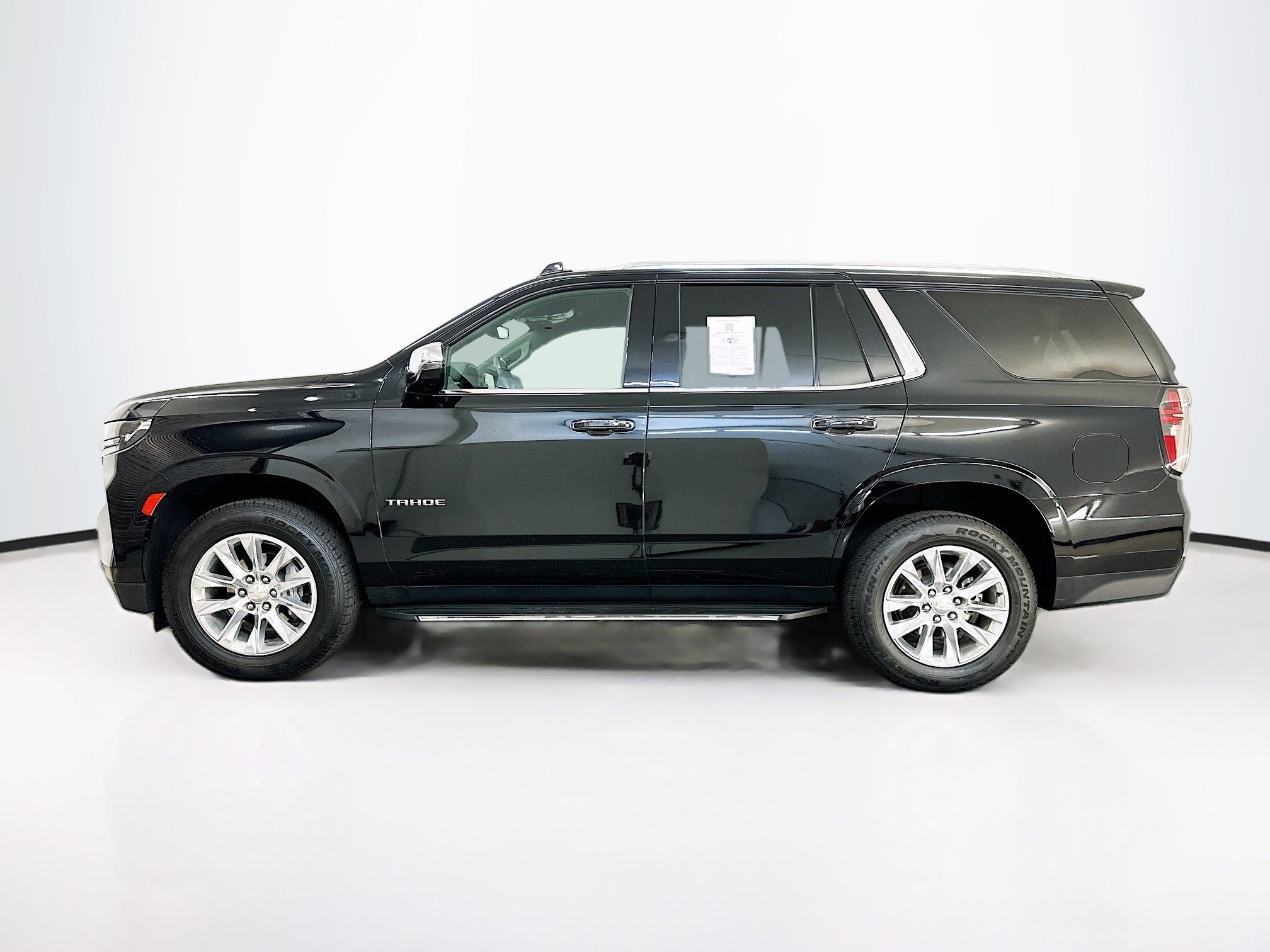 Used 2024 Chevrolet Tahoe Premier image 4
